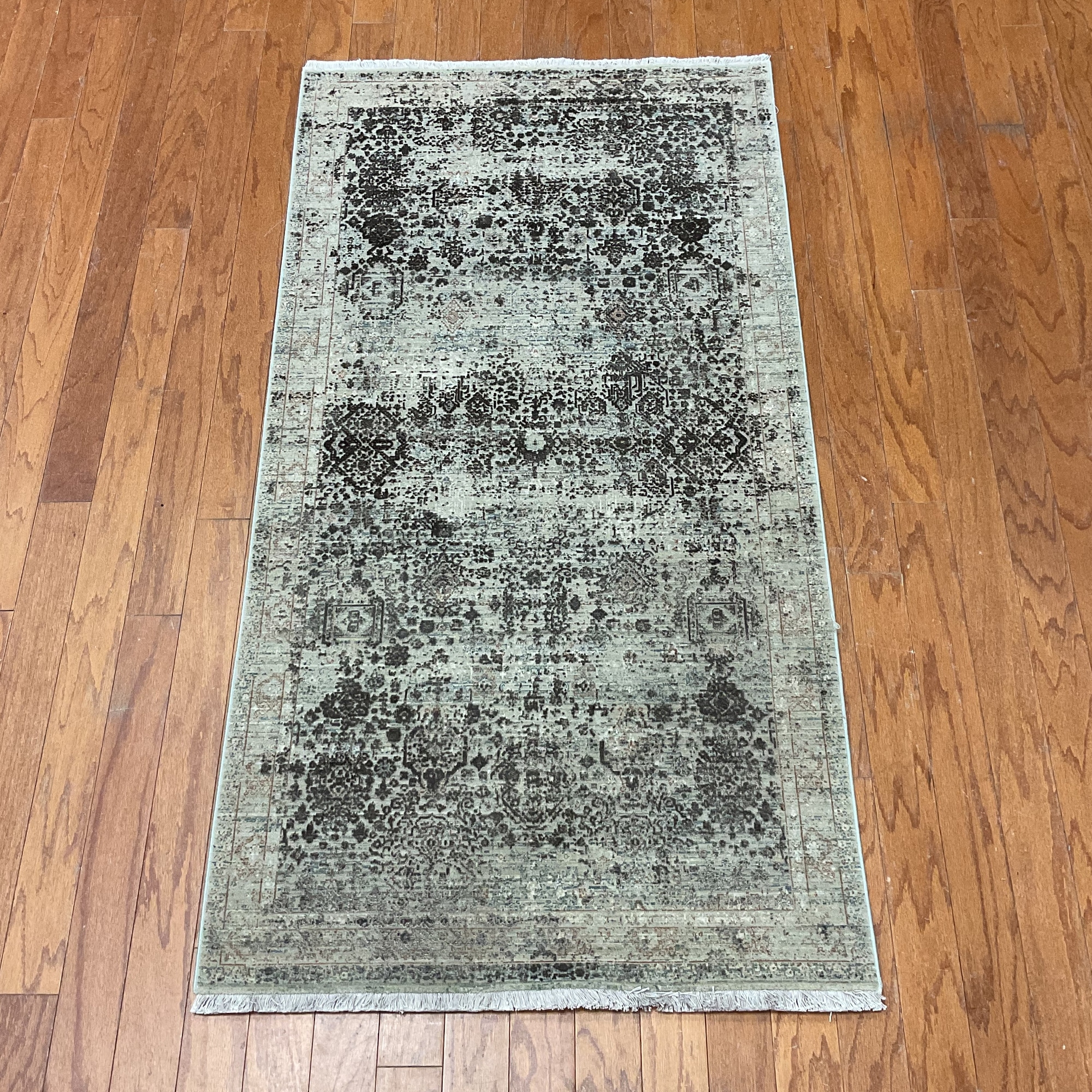 HERAT ORIENTAL Turkish Modern Erased Design Wool & Silk Rug - 2'7" x 4'11"