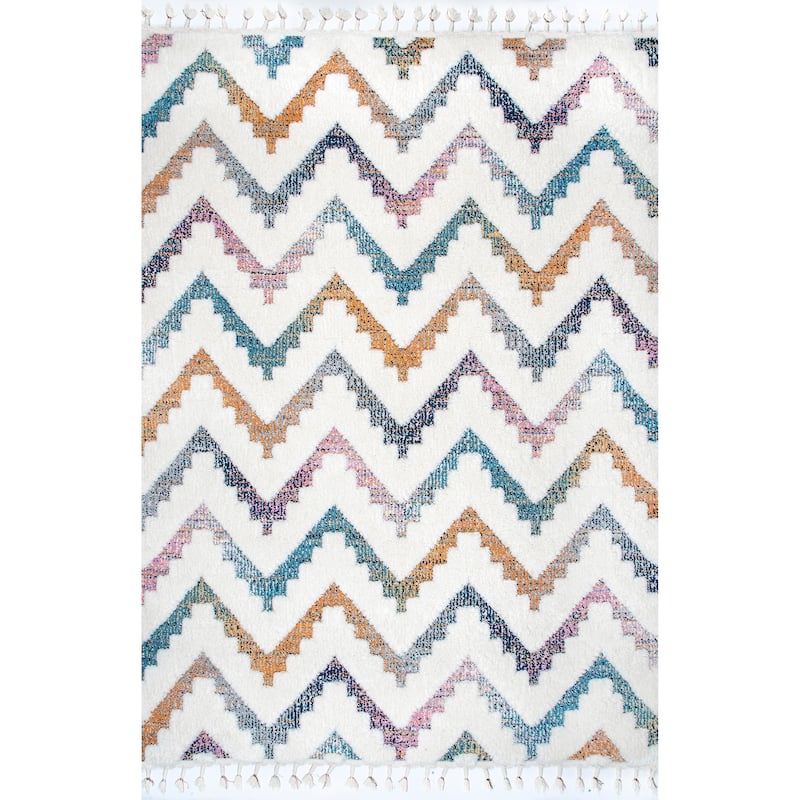 Nuloom Rumi High-Low Chevron Kids Tassel Area Rug