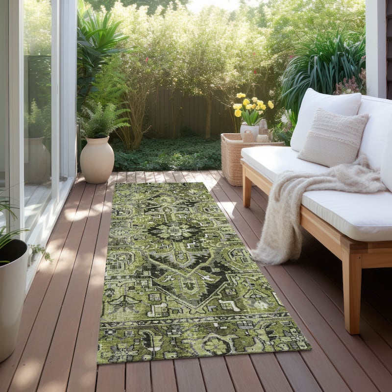 Machine Washable Indoor/ Outdoor Traditional Boho Chantille Rug