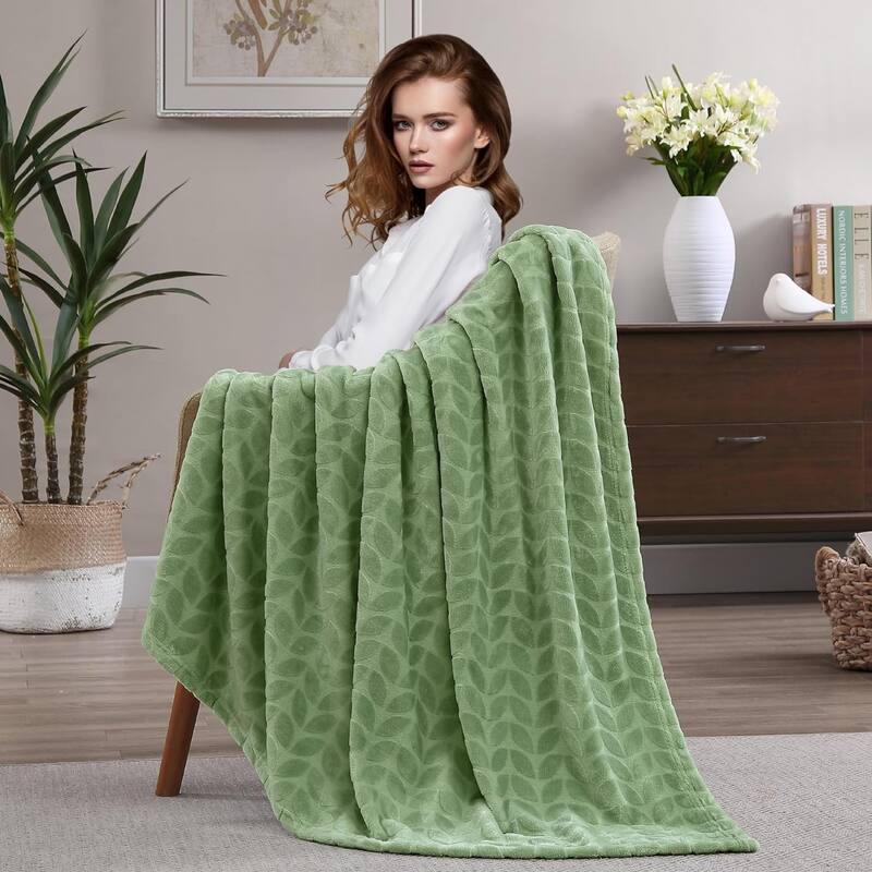 Walensee Fleece Throw Blanket Soft and Lightweight for Couch, Sofa, Bed and Lounge Chair, 50"x60"