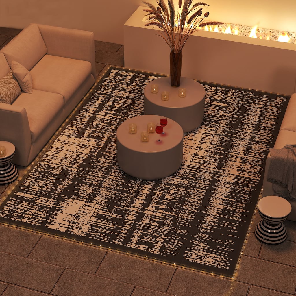 Outsunny Reversible Outdoor Rug Carpet with LED Lights, 12' x 9' PP Straw Rug, Portable RV Floor Mat - 9' x 12'