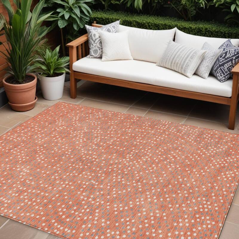 HomeRoots Polka Dot Transitional Rectangle Outdoor Rug - 8' X 10'
