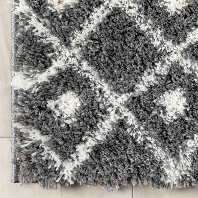 Well Woven Celeste Coimbra Moroccan Diamond Pattern Area Rug