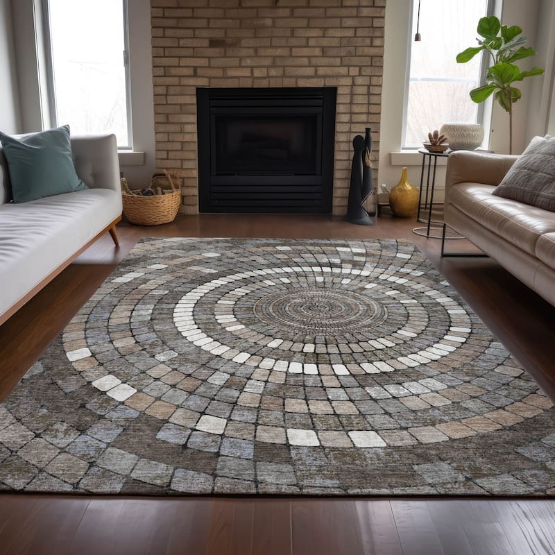 Machine Washable Indoor/Outdoor Contemporary Pinwheel Chantille Rug