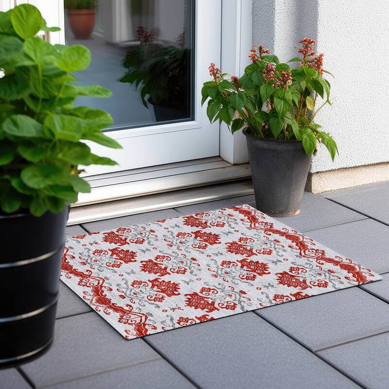 Machine Washable Indoor/ Outdoor Chantille Medallion Damask Rug - Red - 1'8" x 2'6"