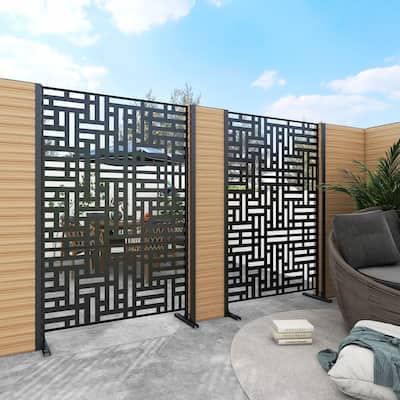 Outdoor Privacy Screen with Stand (Set of 2)