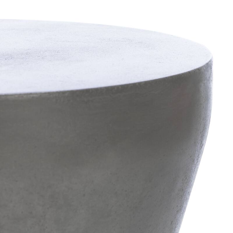 SAFAVIEH Cheul Concrete Indoor/ Outdoor Accent Table - 12.2" x 12.2" x 17.3" - 12Wx12Dx17H