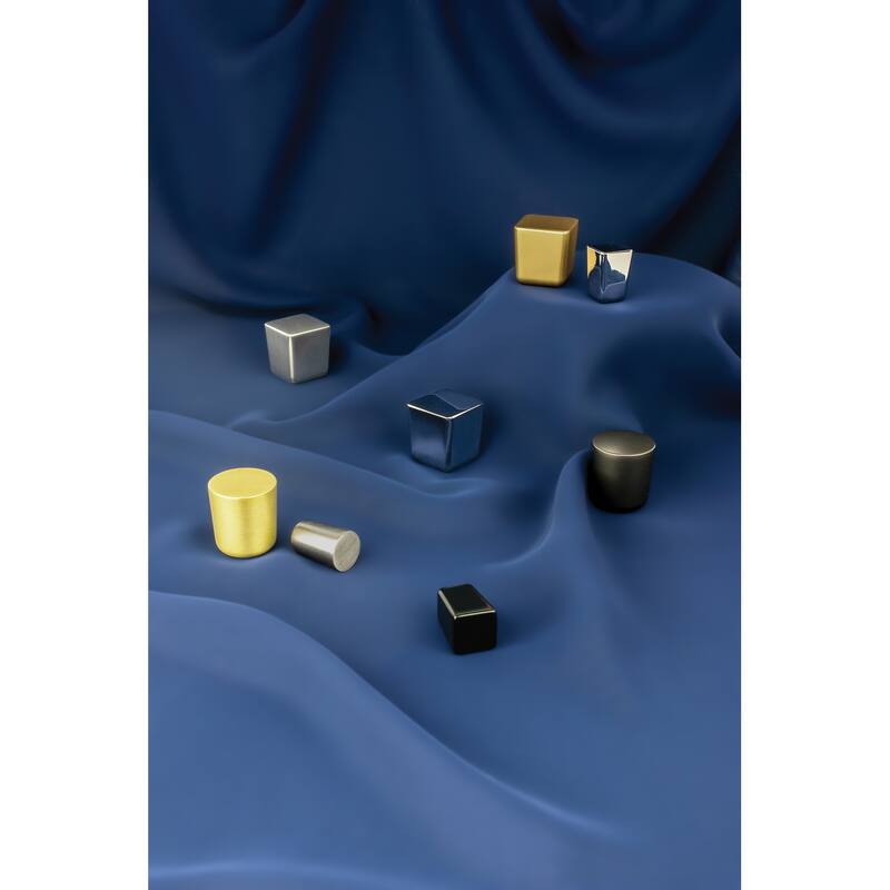 Berenson BN-RCH-MINI-SQ-SM-KNOB Mini Small 1/2" Modern Square Button