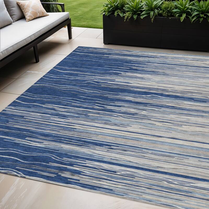 HomeRoots Striped Transitional Rectangle Outdoor Rug - 5' X 8'