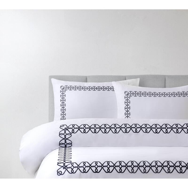Brooks Brothers Engaged Embroidered Cotton Sateen Sham Case Pair - Queen