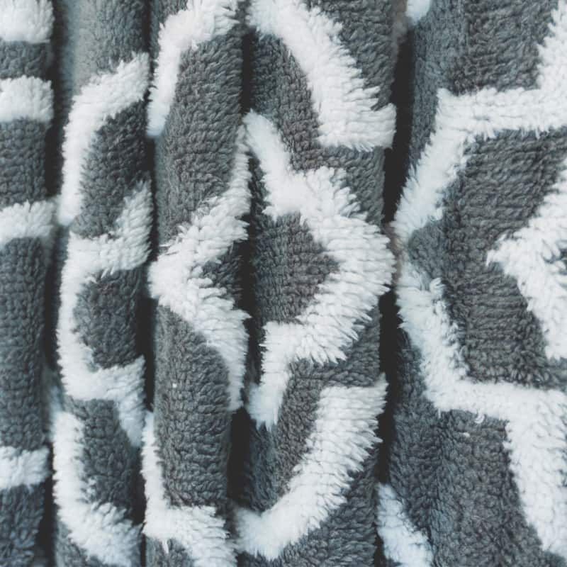 Jacquard Sherpa Throw Blanket 50"x60"
