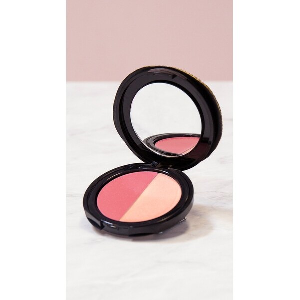 Shop Baywatch Seashell Pink Glow Makeup Palette Seashell Pink Glow