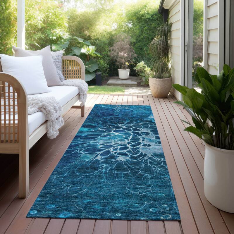 Machine Washable Indoor/ Outdoor Chantille Modern Floral Rug