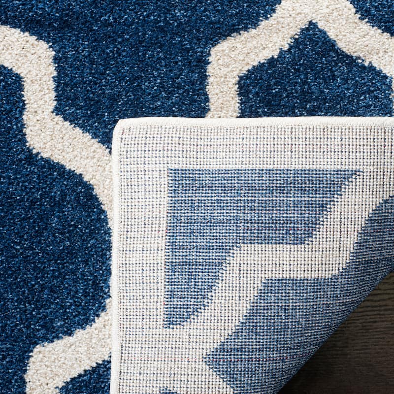 SAFAVIEH Amherst Erma Modern Rug - Navy/Beige - 4' x 6'