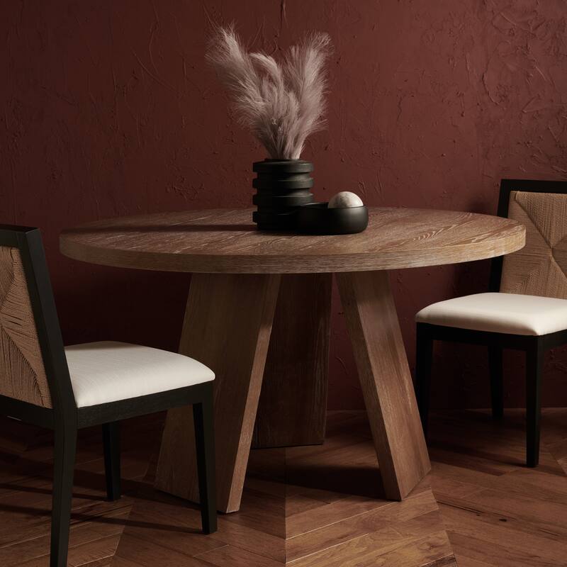 SAFAVIEH Couture Francelina 54" Wood Dining Table - 54 In W x 54 In D x 30 In H - 54Wx54Dx30H - Rustic Oak