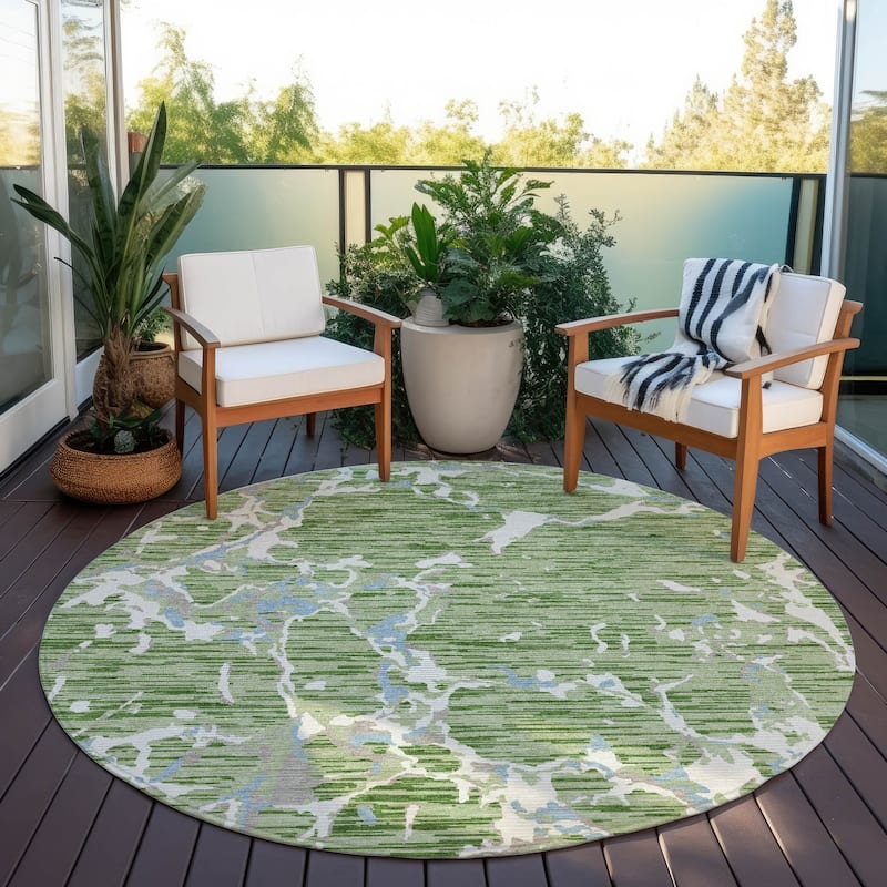 Machine Washable Indoor/ Outdoor Abstract Camo Chantille Rug