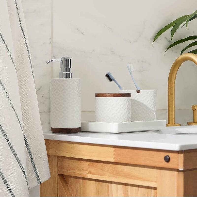 Bathroom Accessories Set