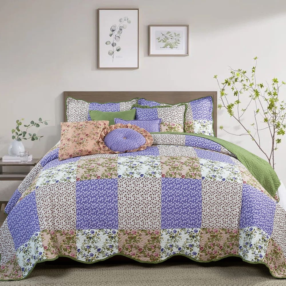 Serenta 8 Piece Quilted Patchwork Bedspread Set