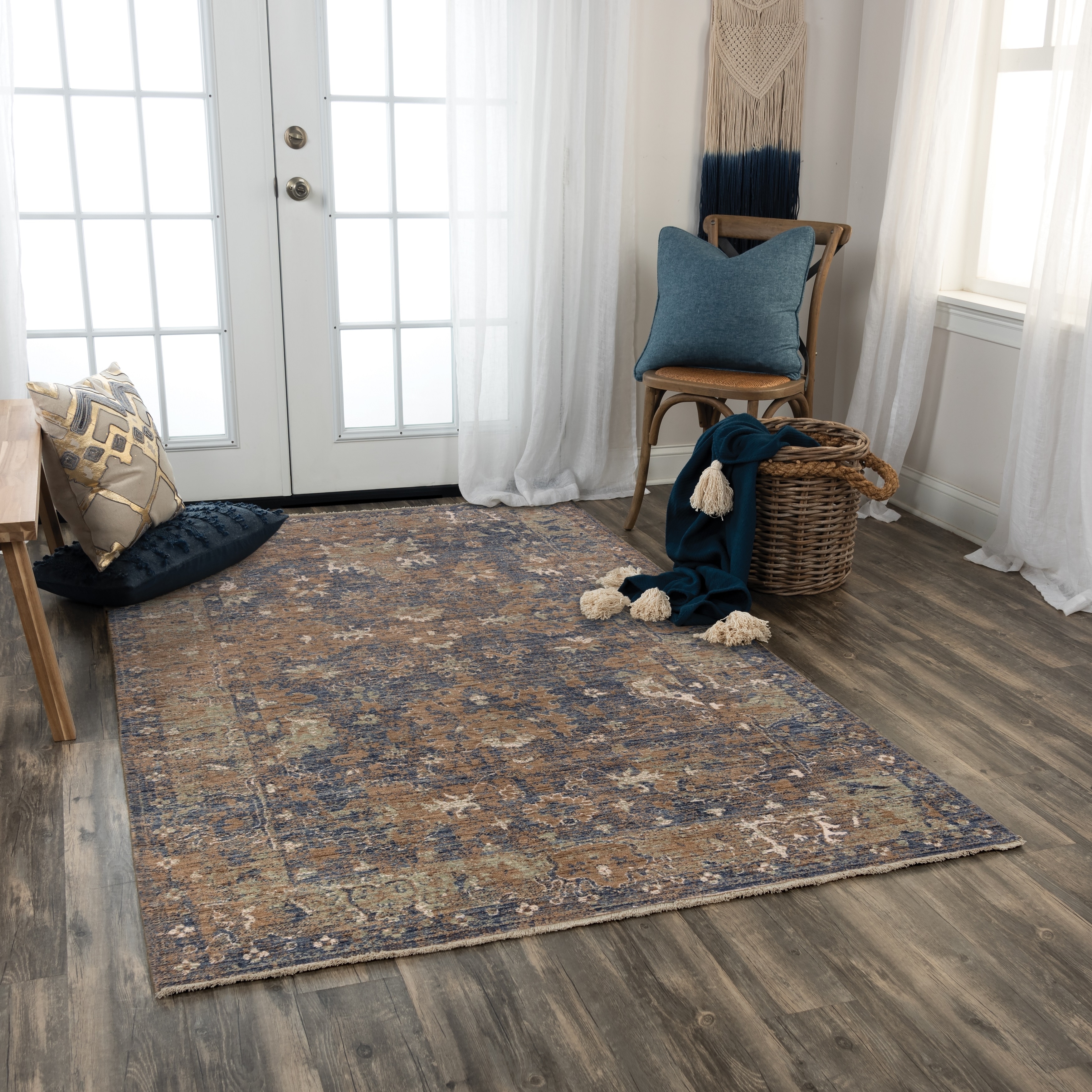 Alora Decor Intrepid Classical Wool Rug