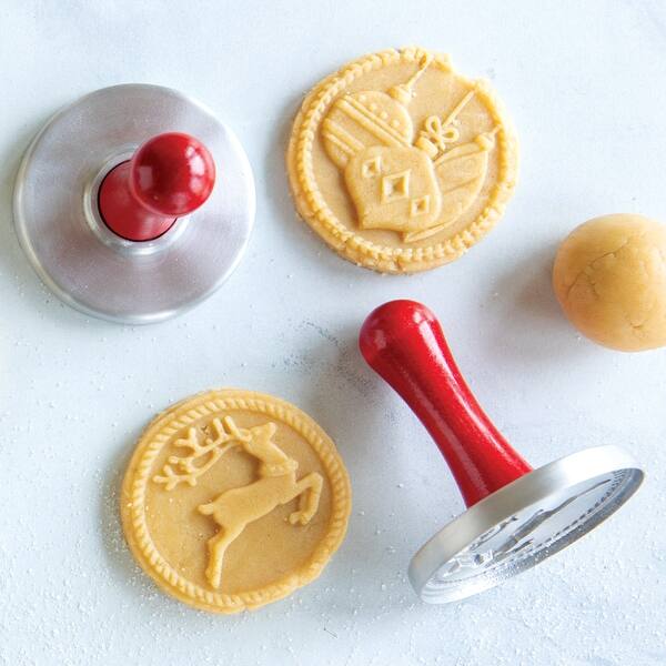 Shop Nordic Ware Yuletide Cast Cookie Stamps Overstock 30025669