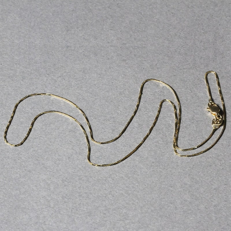 MayaMila 14k Yellow Gold Classic Box Chain 0.6mm