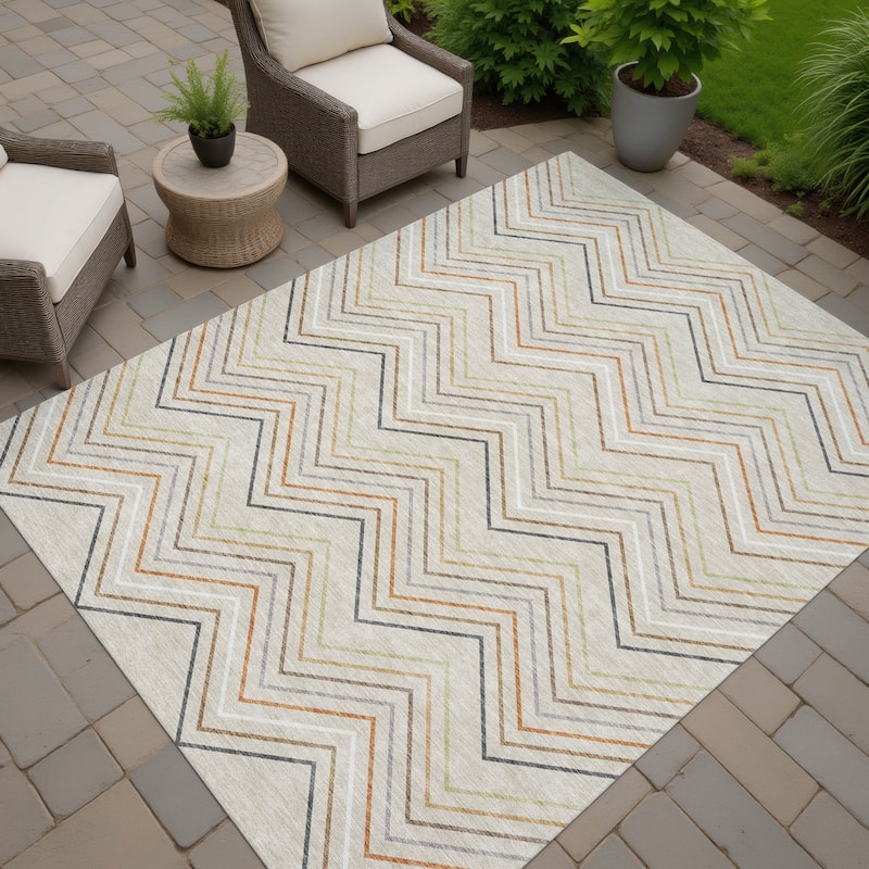 Machine Washable Indoor/ Outdoor Modern Chevron Chantille Rug