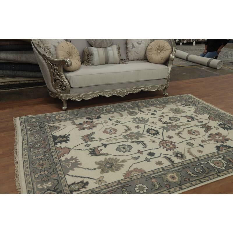 All-Over Floral Wool Oushak Indian Area Rug Hand knotted Geometric Carpet - 8' 10'' X 5' 11''