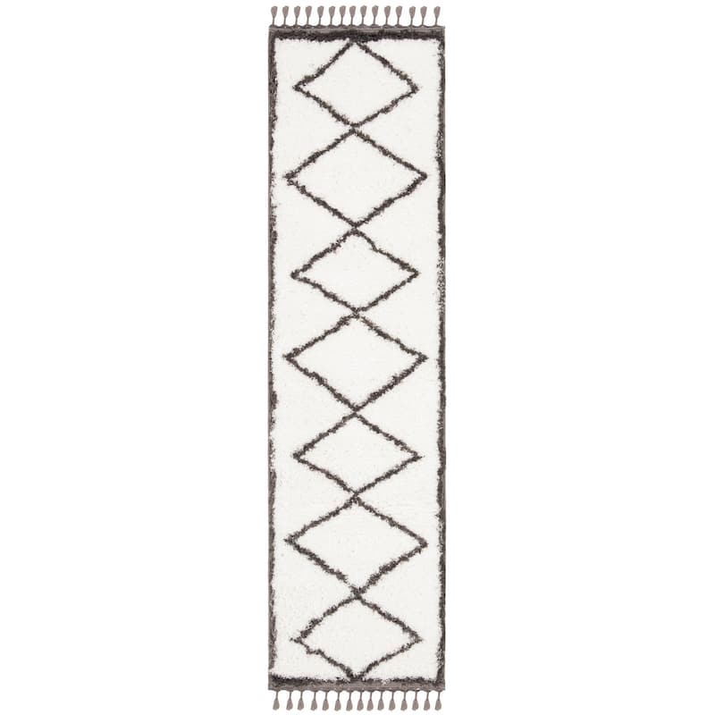 SAFAVIEH Carmella Liucija Shag Trellis Polyester Rug