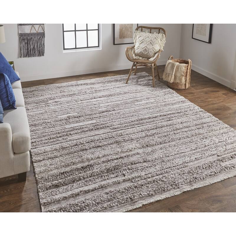 Zume Traditional Stain Resistant Woven Soft Durable Area Rug By HomeRoots - 5' x 8'