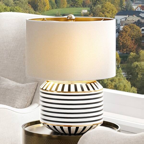 Luxury Glam Table Lamp, 16''W x 16''D x 20''H, with Vintage Elements