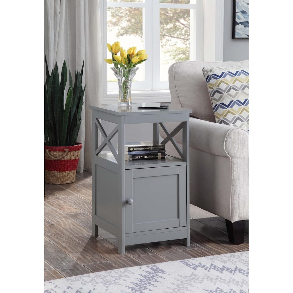 End Table with Cabinet and Open Shelves, Functional Storage Accent Table with Modern Design for Magazines, Blankets, Electronics