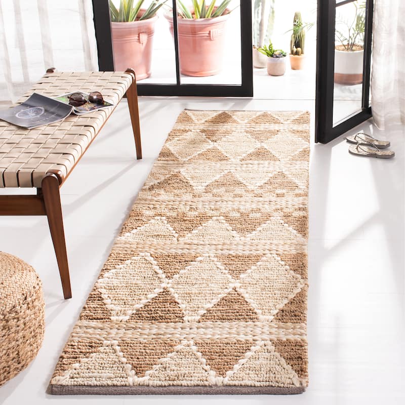 SAFAVIEH Handmade Natural Fiber Ladina Moroccan Jute Rug - 2'3" x 8' Runner - Brown/Beige