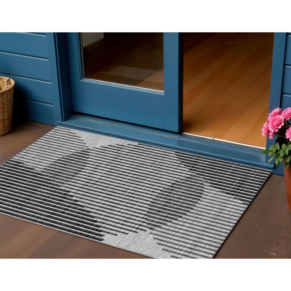 HomeRoots Geometric Transitional Rectangle Outdoor Rug