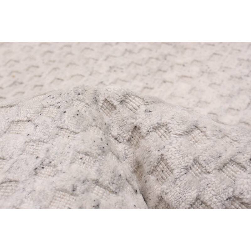 ECARPETGALLERY Hand Loomed Pearl Grey Viscose, Wool Rug - 5'5 x 7'6