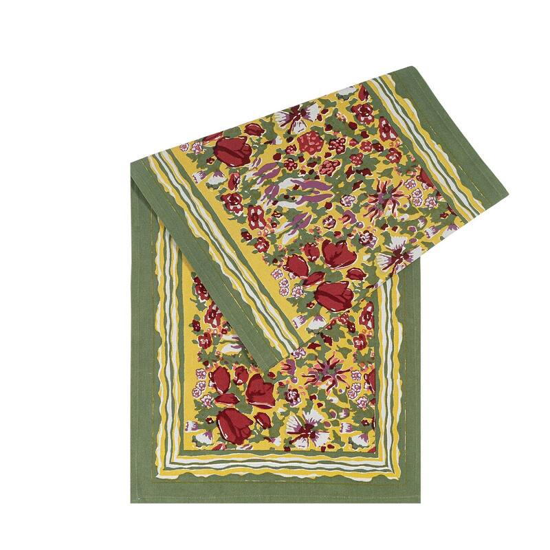 Jardine Red/ Green Table Runner