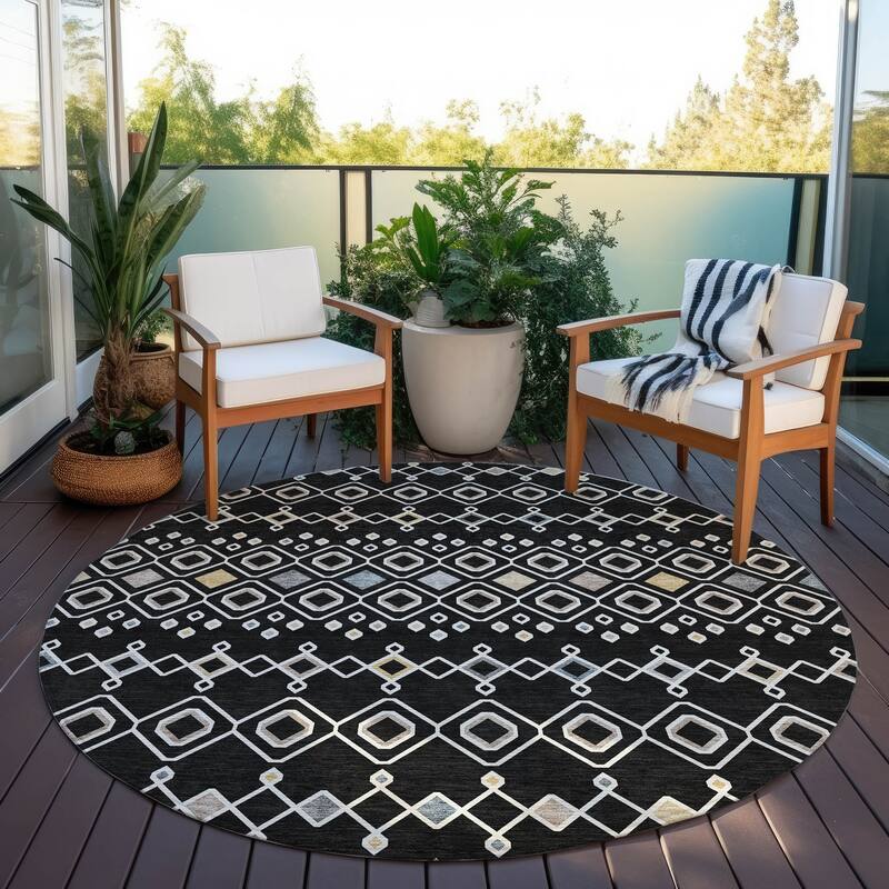 Machine Washable Indoor/ Outdoor Global Contempory Chantille Rug - Black - 8' x 8'