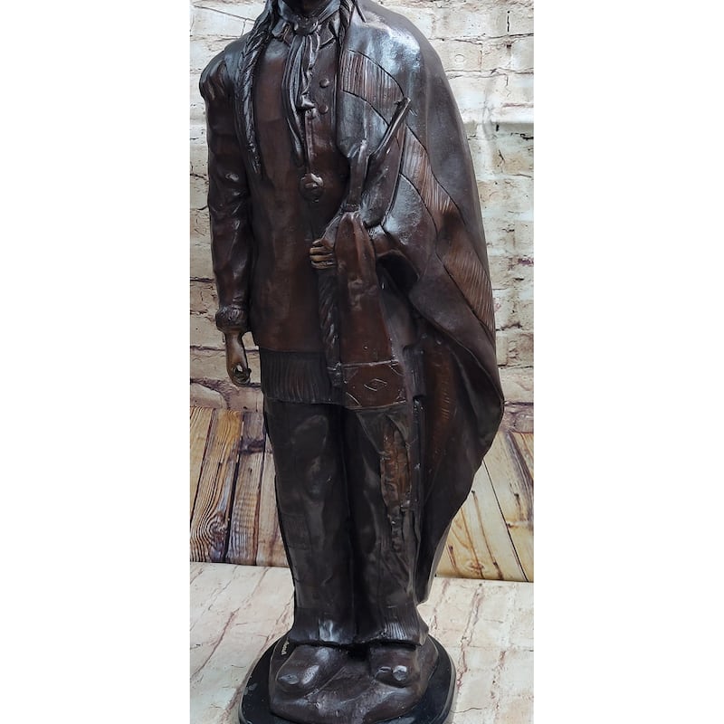 Hot Cast Bronze Native American Indian Chief Sculpture Statue Figure After C.M. Russell