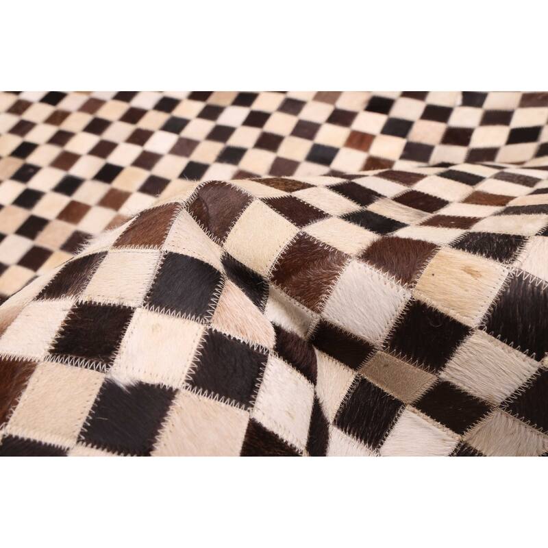 ECARPETGALLERY Handmade Cowhide Patchwork Dark Brown Leather Rug - 4'1 x 6'0