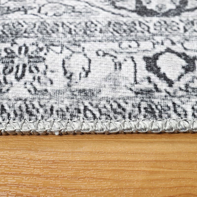 Superior Elodie Bohemian Geometric Floral Medallion Indoor Area Rug