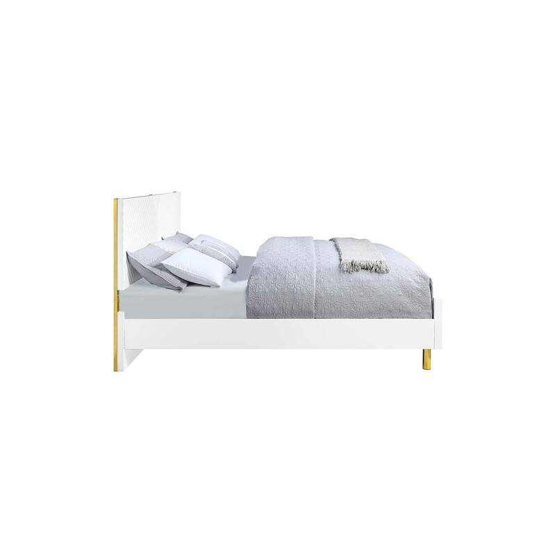 Queen Size Bed - Baroque Style Platform Bed Frame - Modern Bedroom Furniture