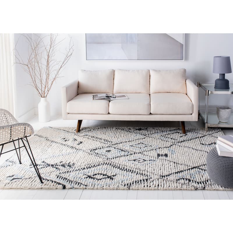 SAFAVIEH Handmade Casablanca Shag Synne Wool Rug