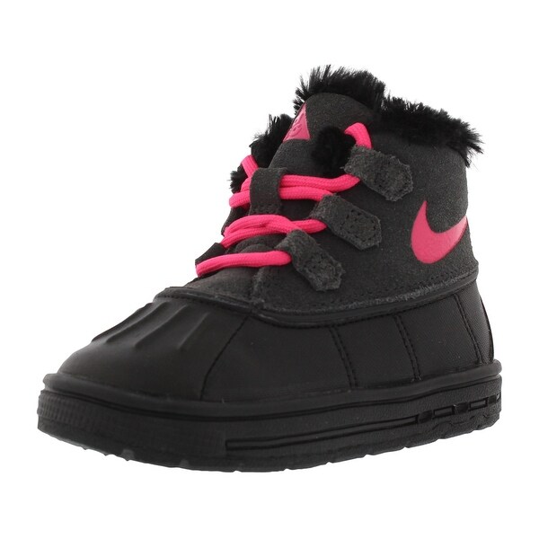 Nike woodside chukka top
