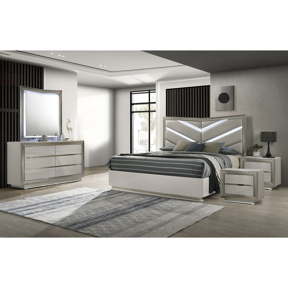Furniture of America Urene Glam 5-Piece Grey Wood Platform Bedroom Set with LED Light