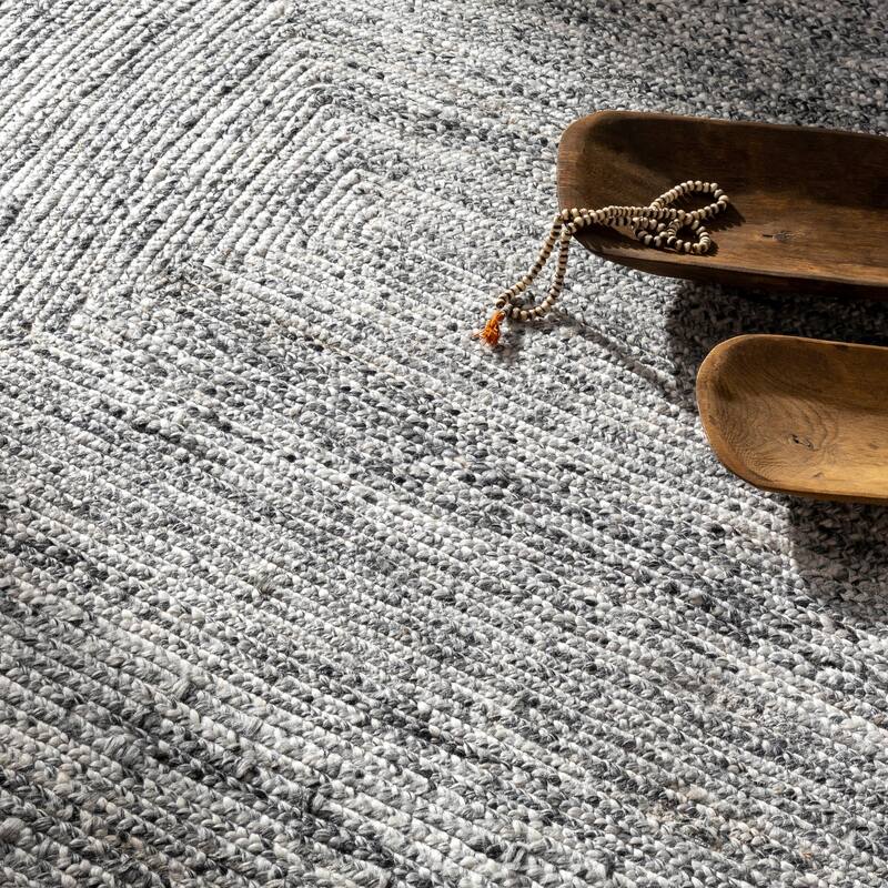 Reyna Modern & Contemporary Area Rug