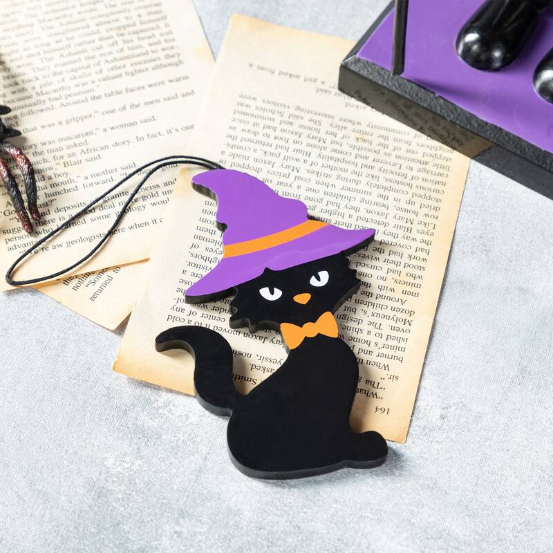 Glitzhome 18.50"H Halloween Wood Black Cat Witch Nutcracker with Jack-O-Lantern