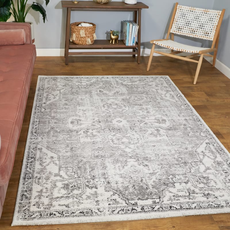 Buchanan Vintage Border Area Rug - 5'3" x 7' - Grey