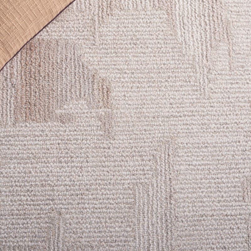 SAFAVIEH Handmade Harvest Chinami Wool Rug