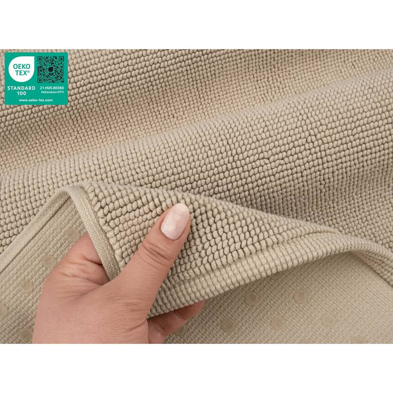 American Soft Linen 100% Cotton Bath Mat Rugs, 17x24 inches Slip Resistant Bottom Base Bath Mats for Bathroom
