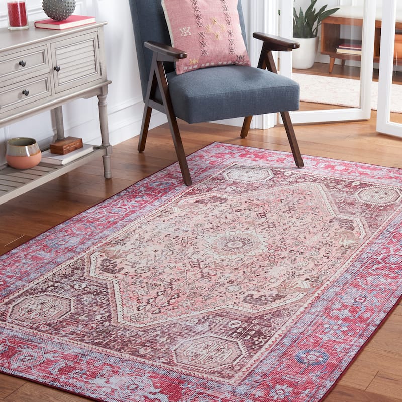 SAFAVIEH Tucson Machine Washable Slip Resistant Edmonia Traditional Rug