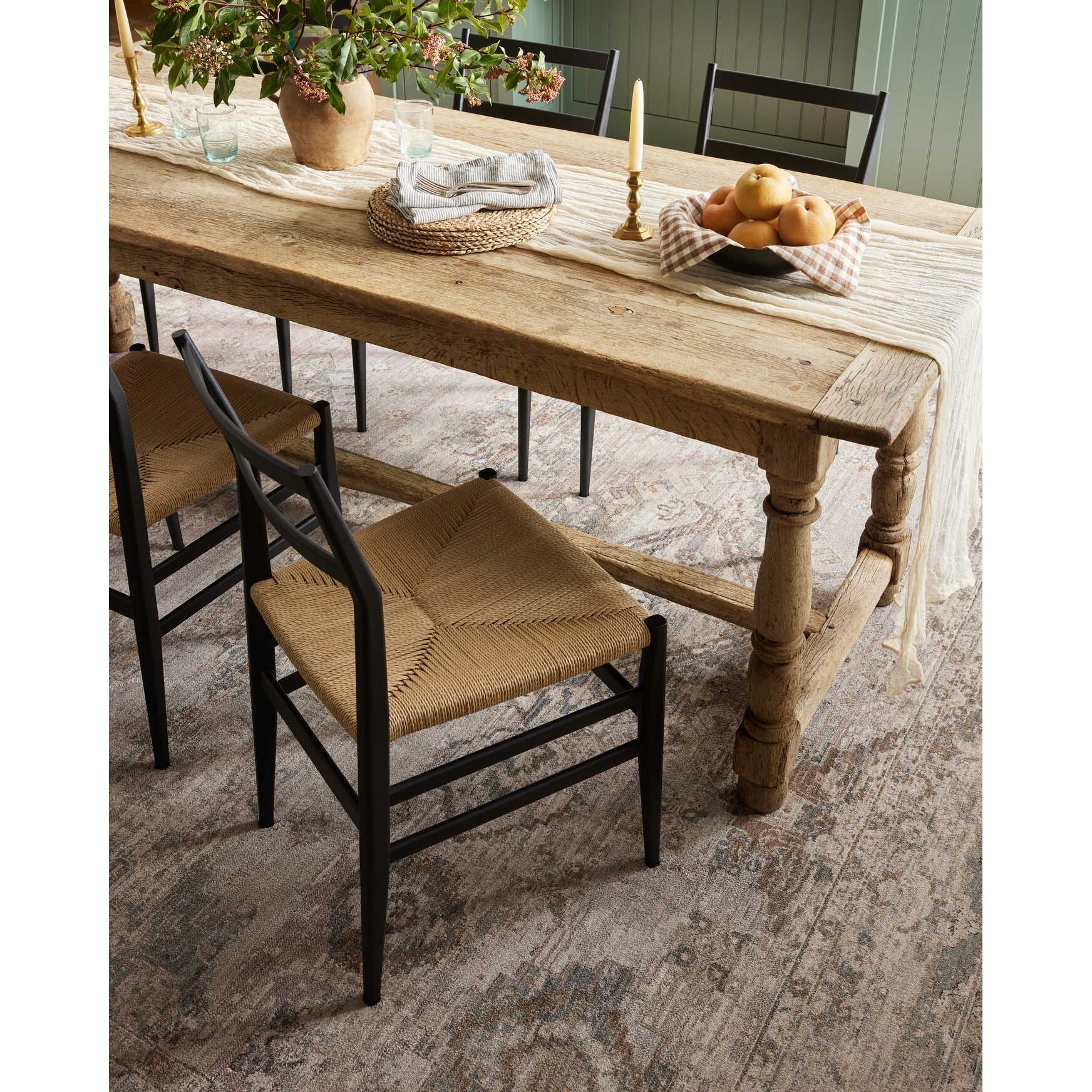 Alexander Home Lynda Vintage Shabby Chic Area Rug - Overstock